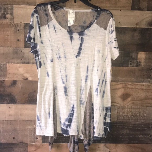 Blu Pepper Tops - Women's short sleeve top size L